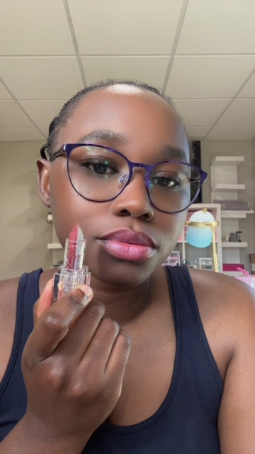 2-in-1 Double Color Changing Matte Lipstick